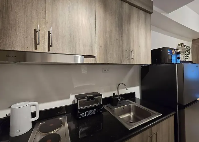 Citispace 1br Condotel At Fame Residences #fm14a